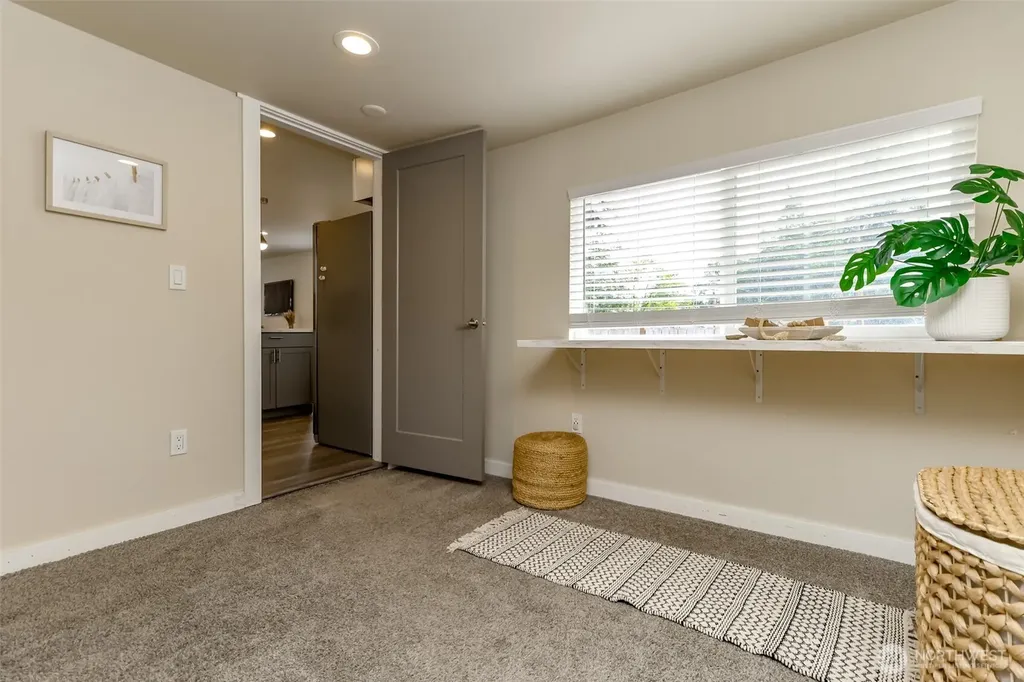 9810 119th Street SW Lakewood WA 98498