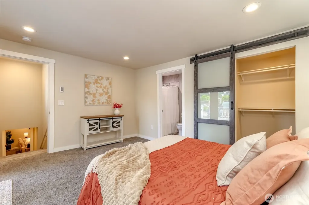 9810 119th Street SW Lakewood WA 98498