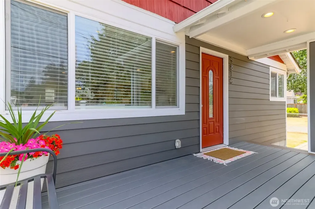 9810 119th Street SW Lakewood WA 98498