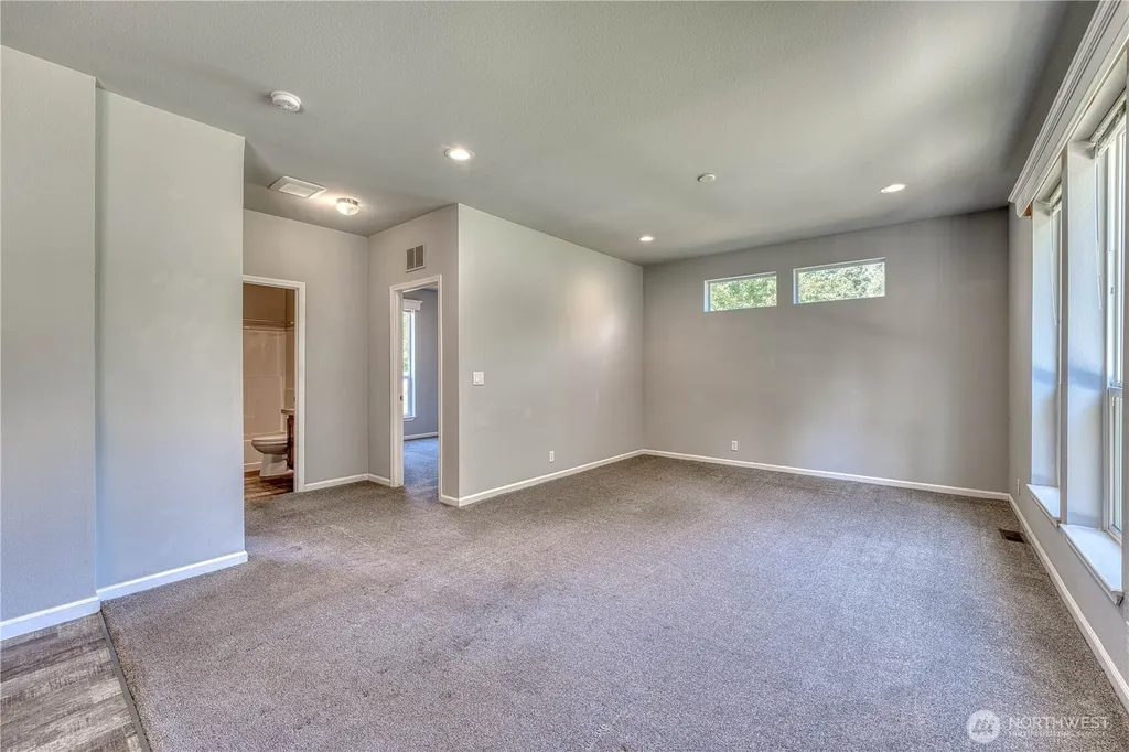 12661 NE Paul Drive Kingston WA 98346