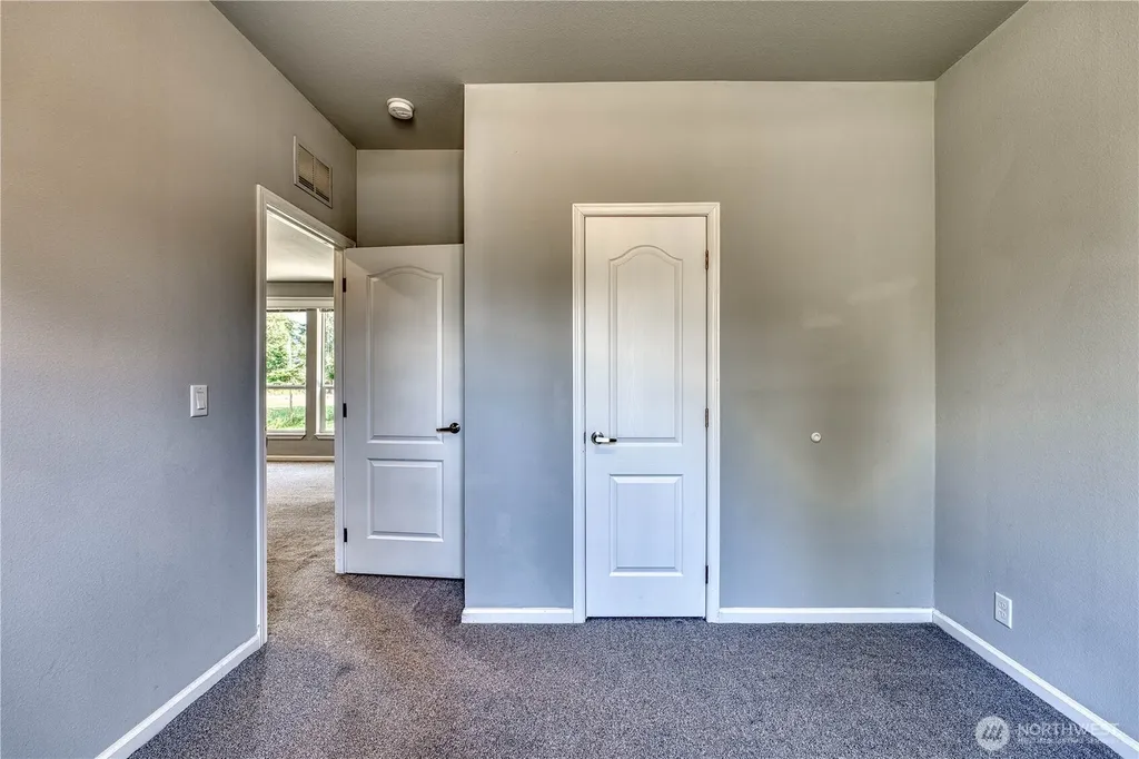 12661 NE Paul Drive Kingston WA 98346