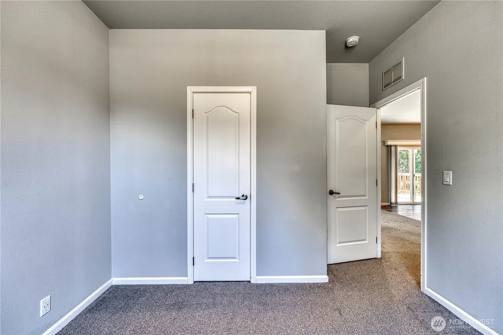 12661 NE Paul Drive Kingston WA 98346