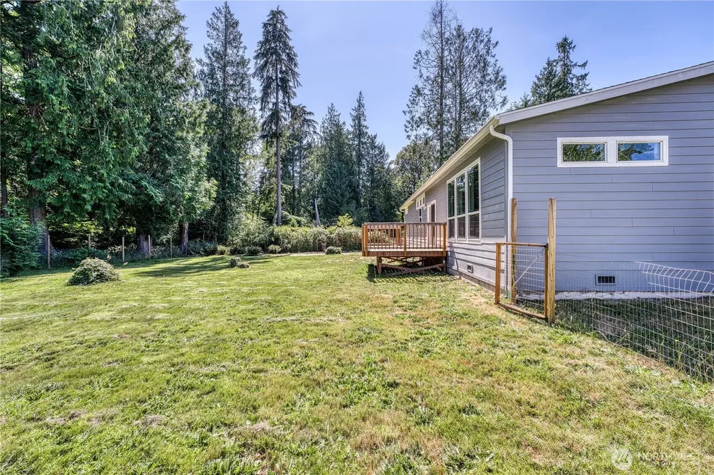 12661 NE Paul Drive Kingston WA 98346