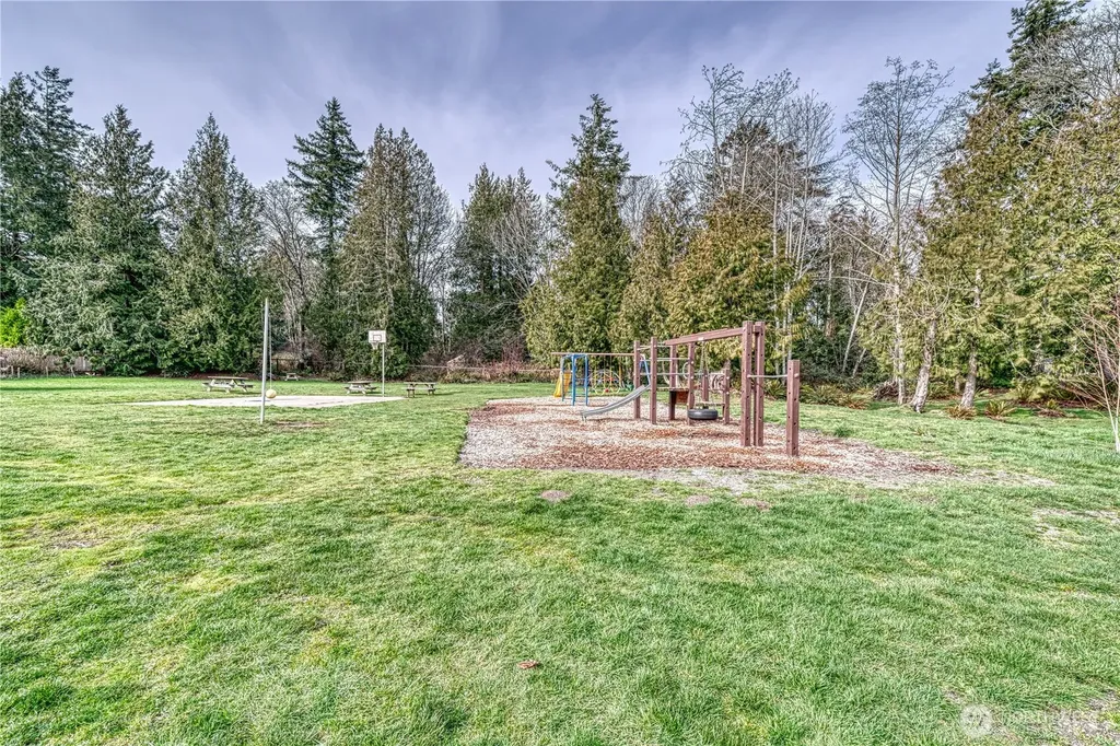 12661 NE Paul Drive Kingston WA 98346