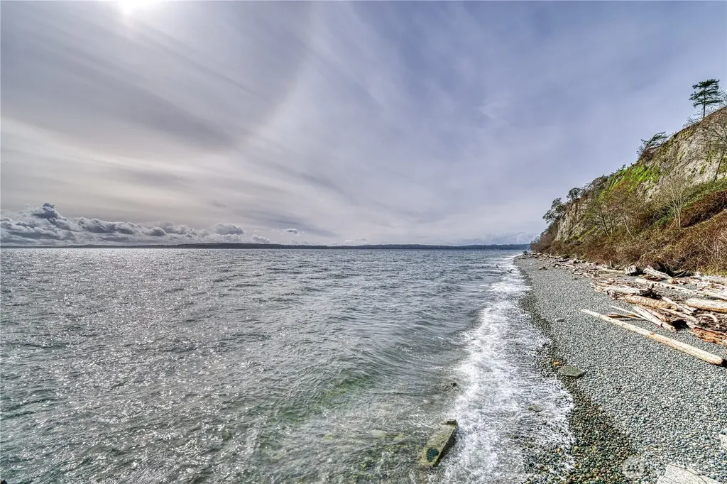 12661 NE Paul Drive Kingston WA 98346