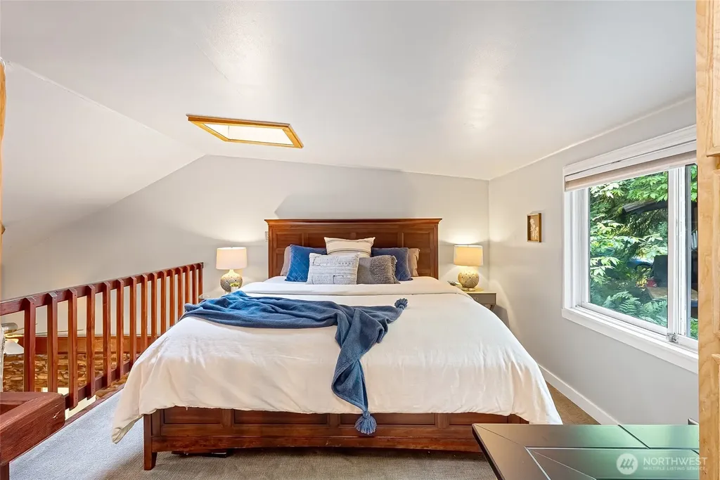 1823 Emerald Lake Way Bellingham WA 98226