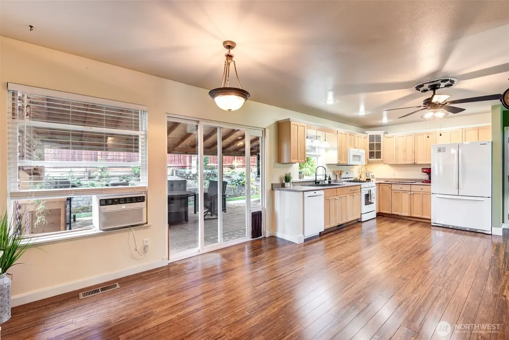1106 N 8th Street Mount Vernon WA 98273