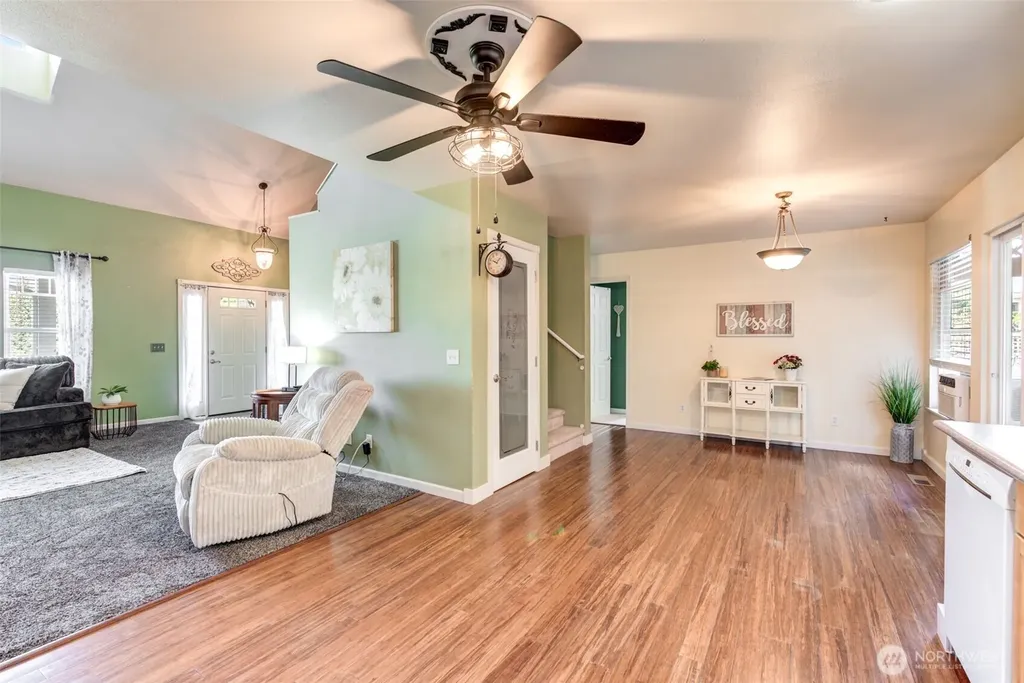 1106 N 8th Street Mount Vernon WA 98273