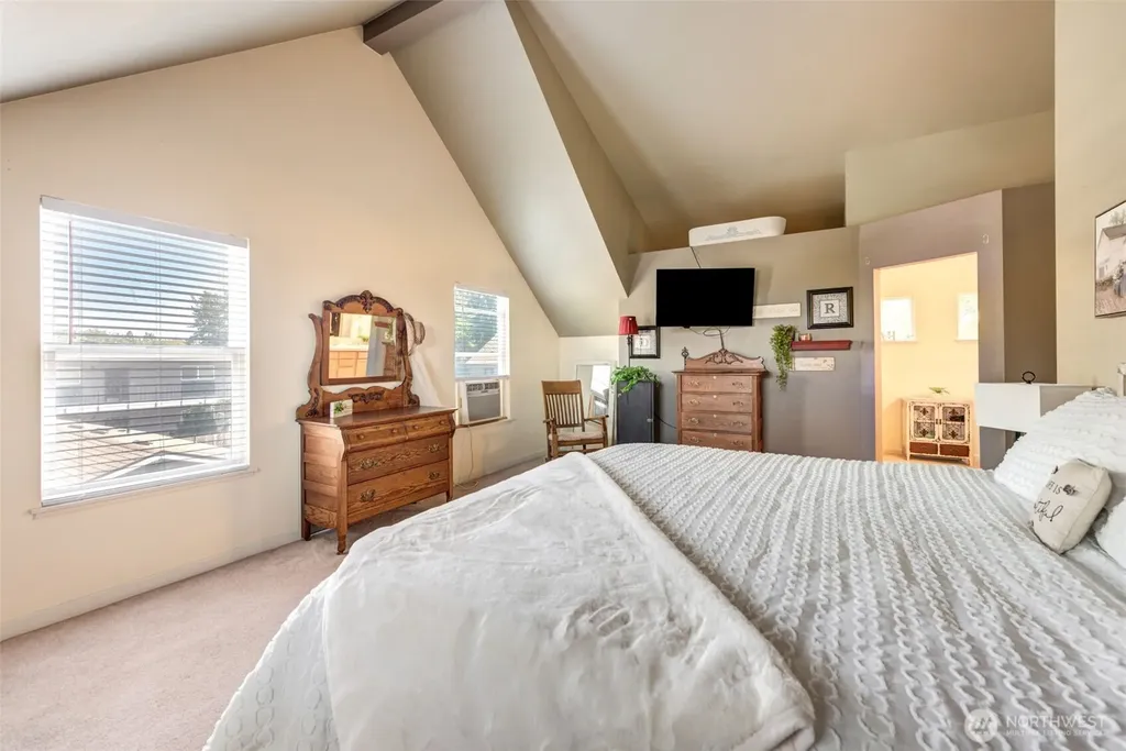 1106 N 8th Street Mount Vernon WA 98273