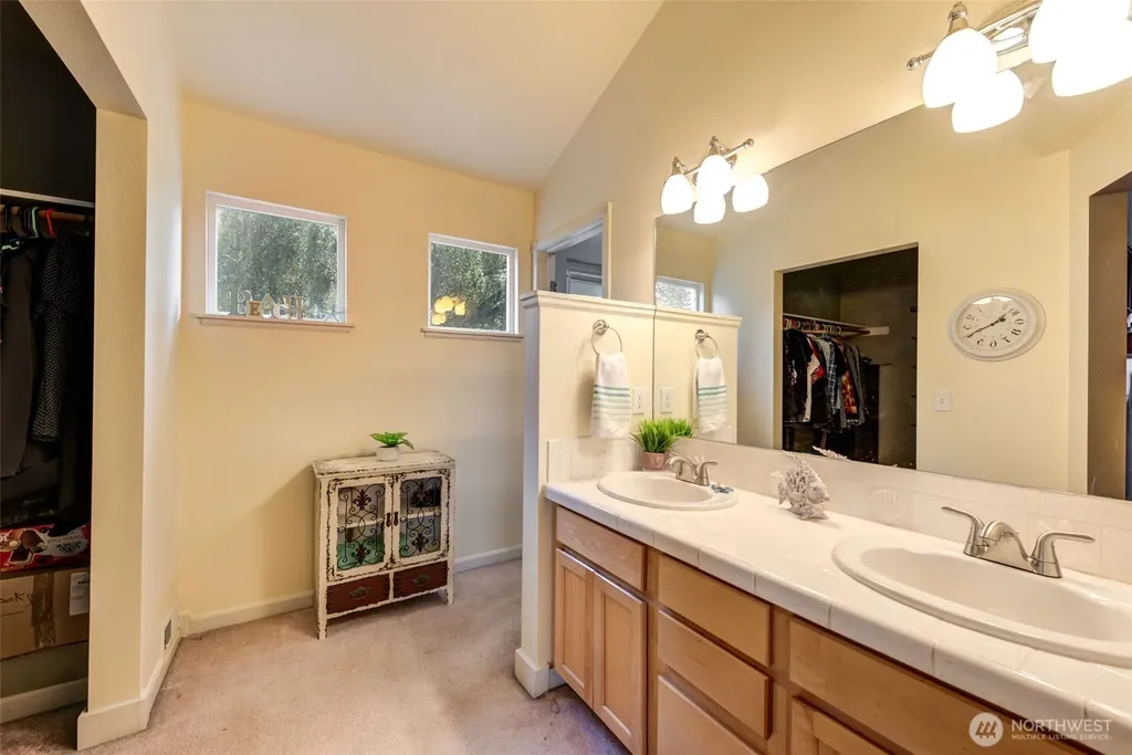 1106 N 8th Street Mount Vernon WA 98273