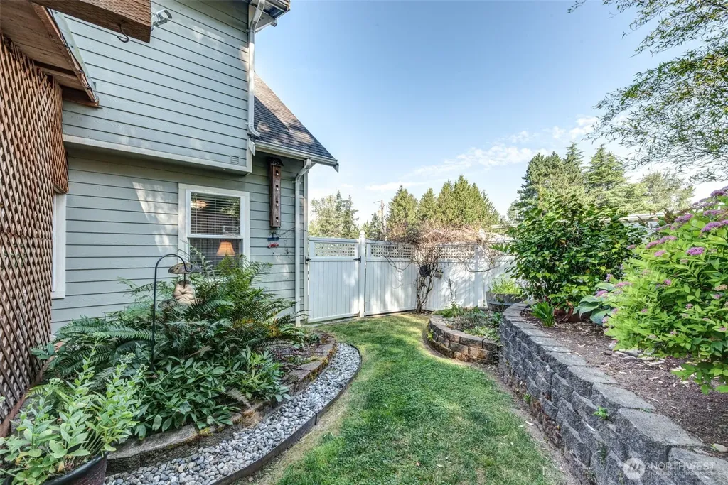 1106 N 8th Street Mount Vernon WA 98273