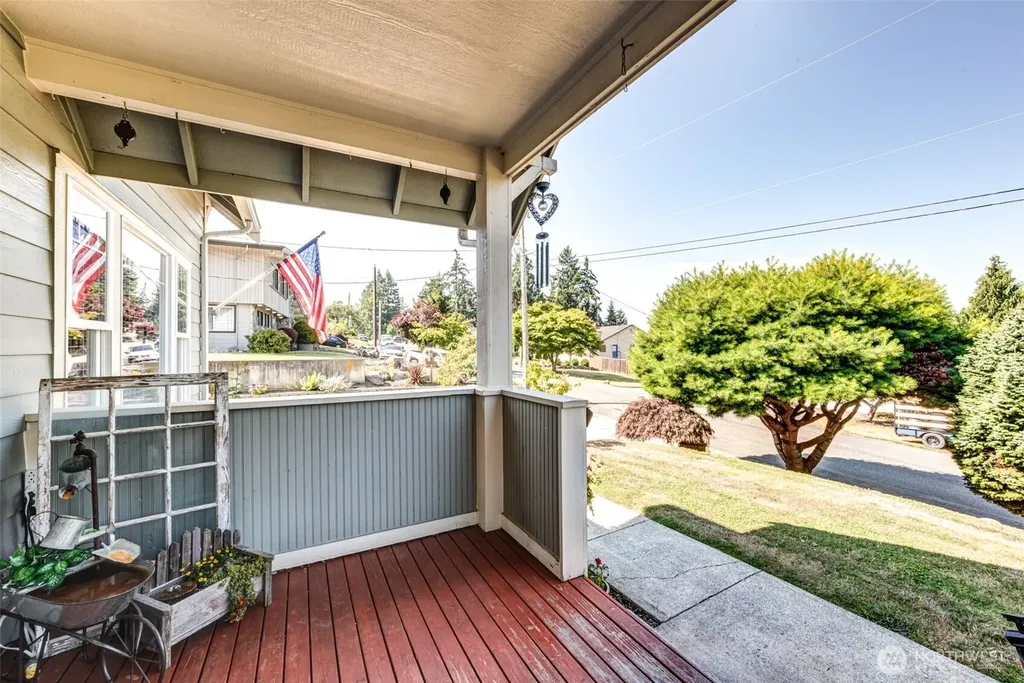1106 N 8th Street Mount Vernon WA 98273