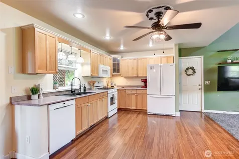 1106 N 8th Street Mount Vernon WA 98273