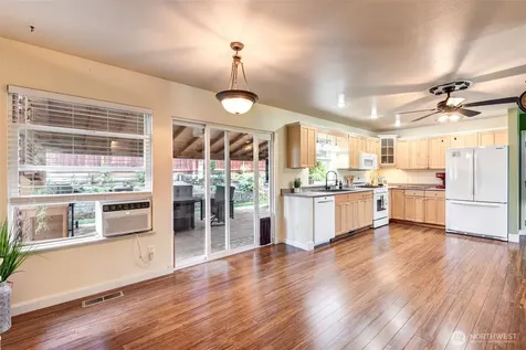1106 N 8th Street Mount Vernon WA 98273