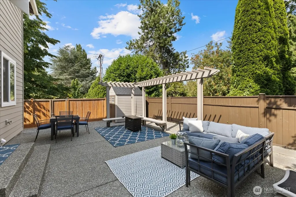 8628 NE 123rd Place Kirkland WA 98034