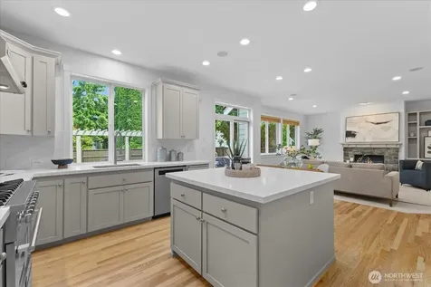 8628 NE 123rd Place Kirkland WA 98034