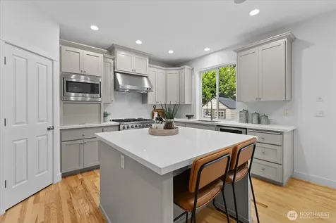 8628 NE 123rd Place Kirkland WA 98034
