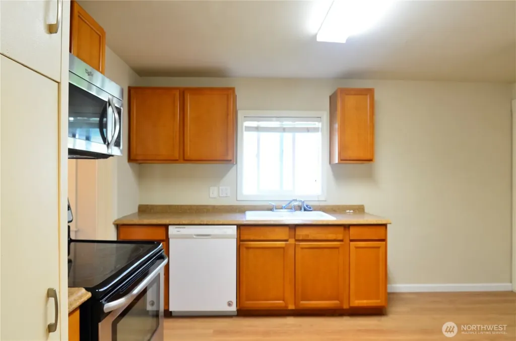 2138 N 50 Street Seattle WA 98103