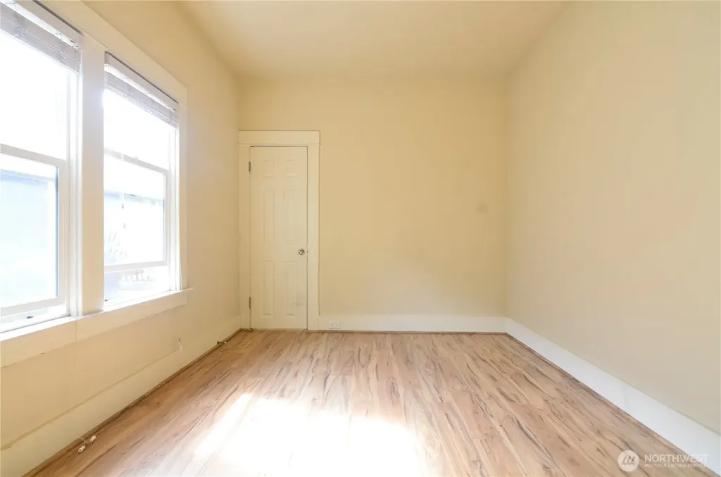 2138 N 50 Street Seattle WA 98103