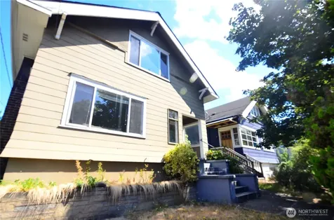 2138 N 50 Street Seattle WA 98103