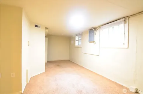 2138 N 50 Street Seattle WA 98103