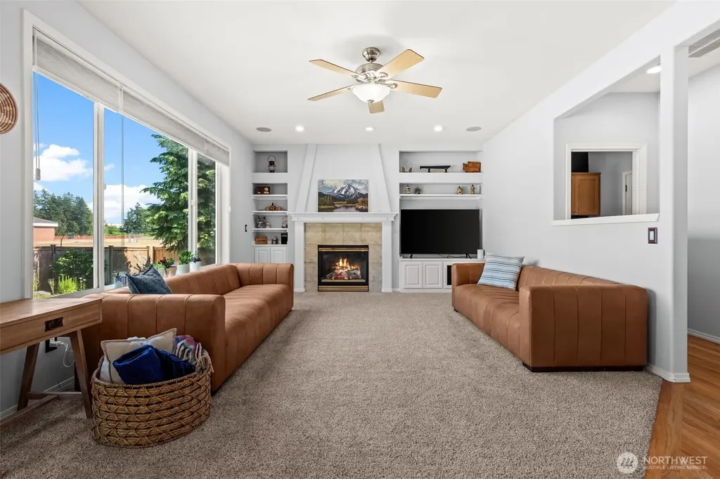 16805 95th Avenue E Puyallup WA 98375