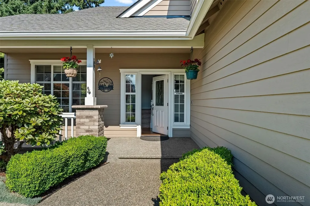 16805 95th Avenue E Puyallup WA 98375