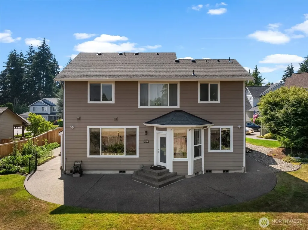 16805 95th Avenue E Puyallup WA 98375