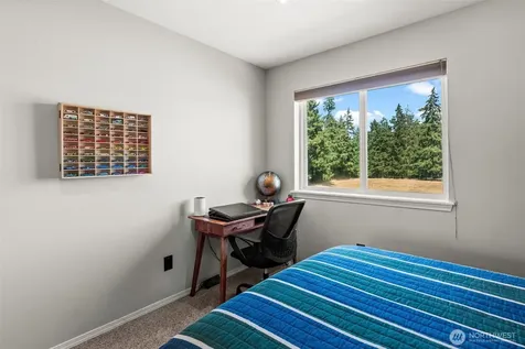 16805 95th Avenue E Puyallup WA 98375