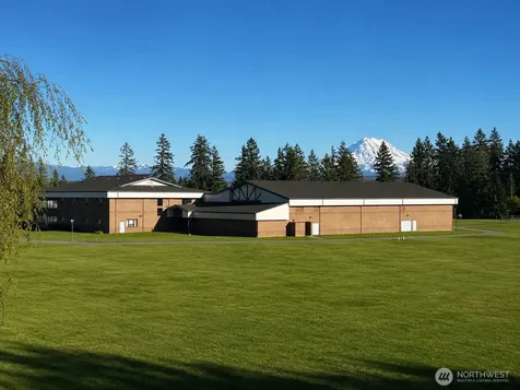16805 95th Avenue E Puyallup WA 98375