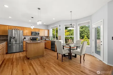 16805 95th Avenue E Puyallup WA 98375
