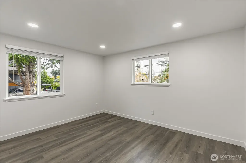 4424 S Holly Street Seattle WA 98118