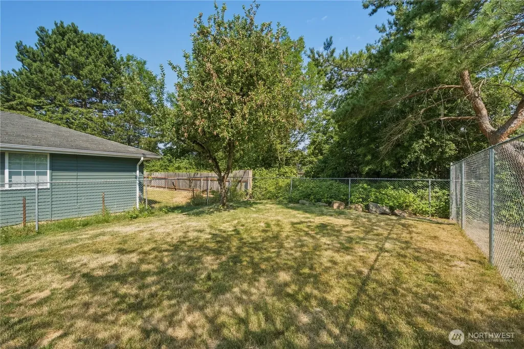 4424 S Holly Street Seattle WA 98118