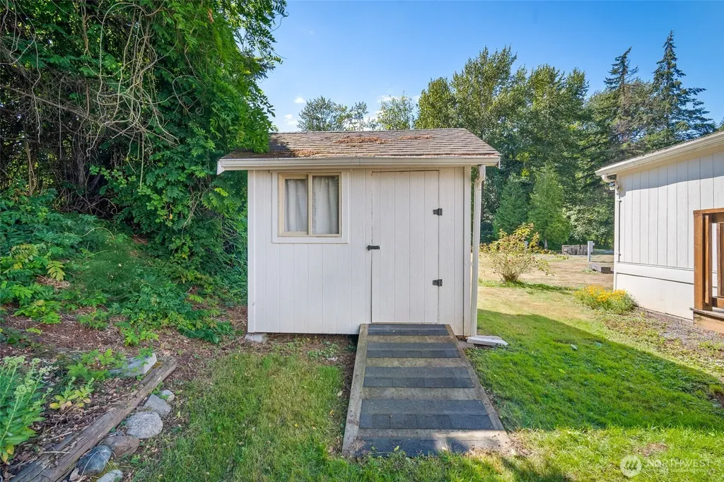 4672 Birch Bay Lynden Road Blaine WA 98230