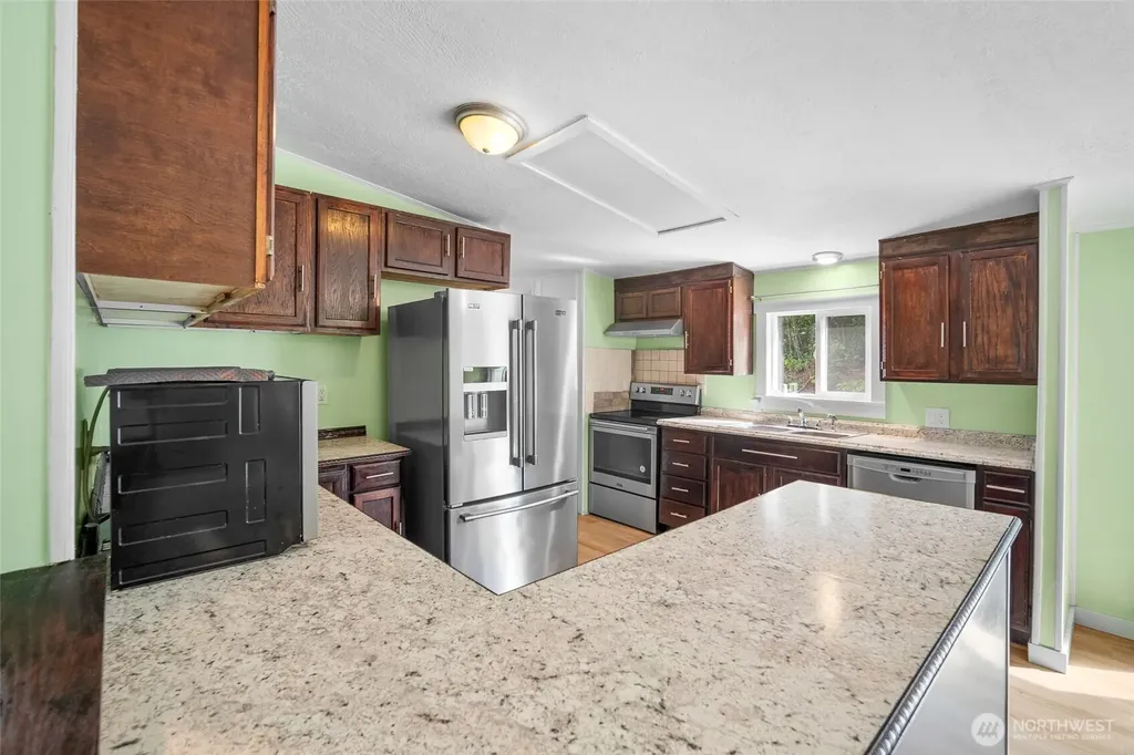 4672 Birch Bay Lynden Road Blaine WA 98230