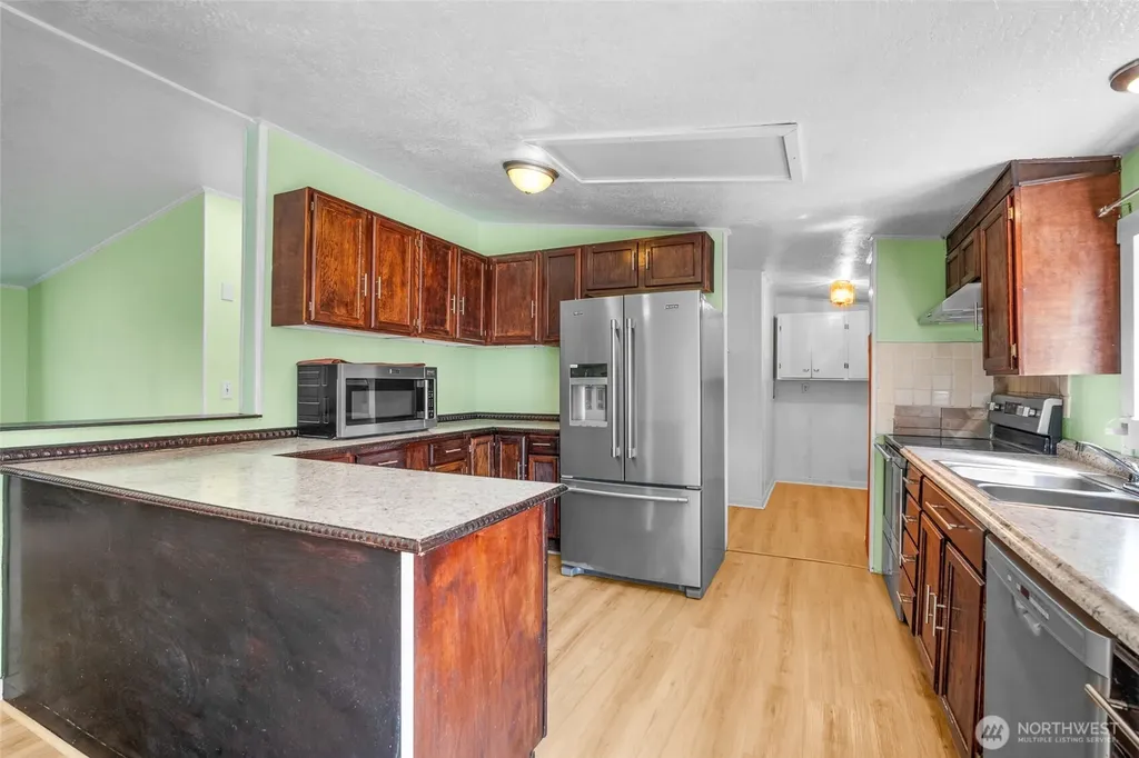4672 Birch Bay Lynden Road Blaine WA 98230