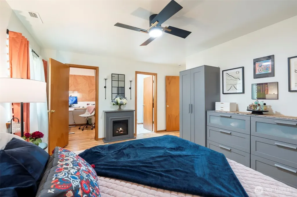 2025 Kempton Street SE Olympia WA 98501