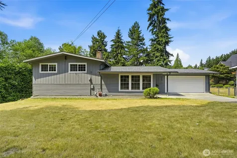 953 Nile Avenue NE Renton WA 98059