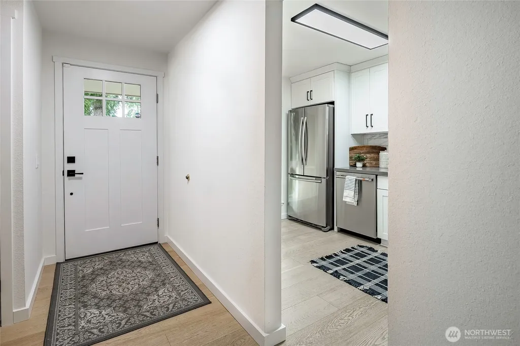 1607 102nd Place NE Bellevue WA 98004