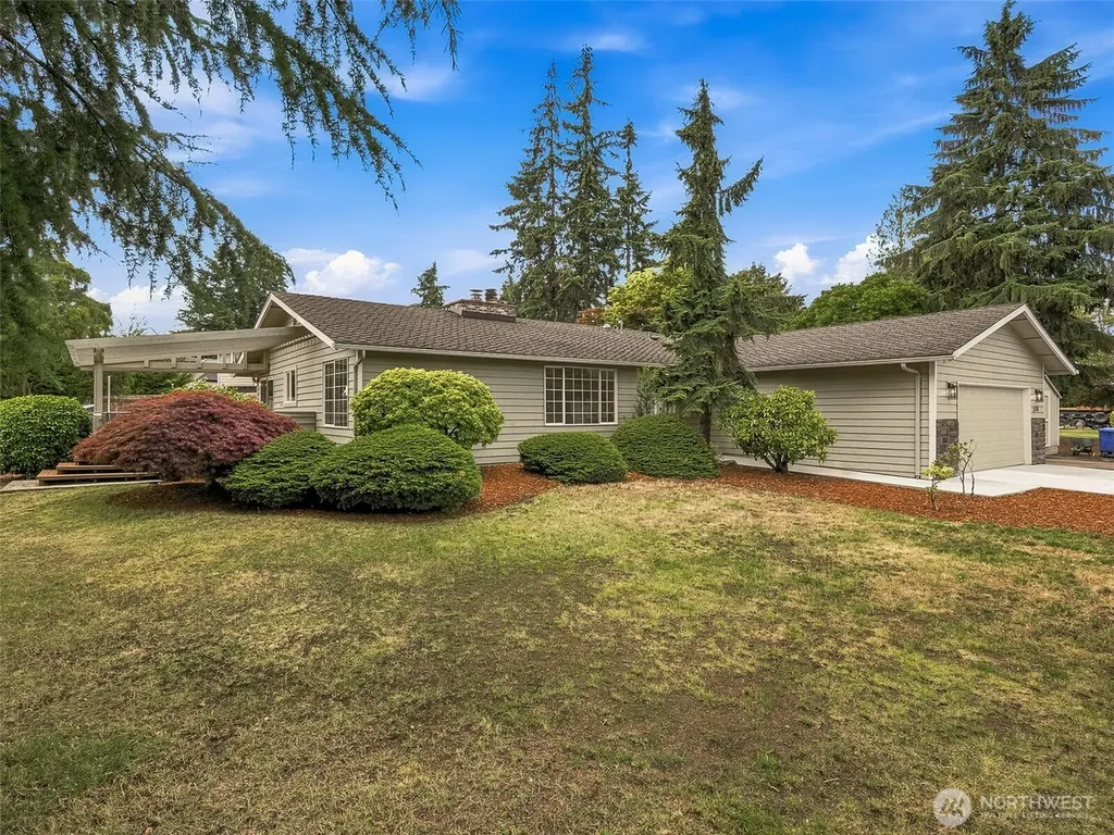 3116 200th Avenue E Lake Tapps WA 98391