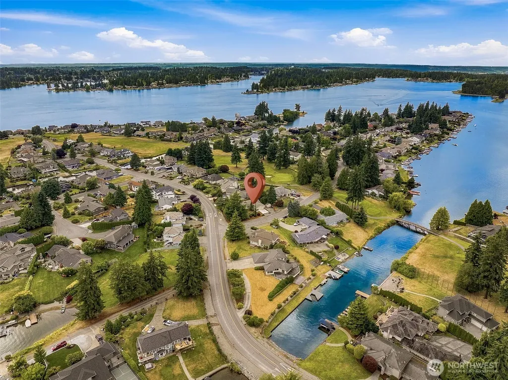 3116 200th Avenue E Lake Tapps WA 98391