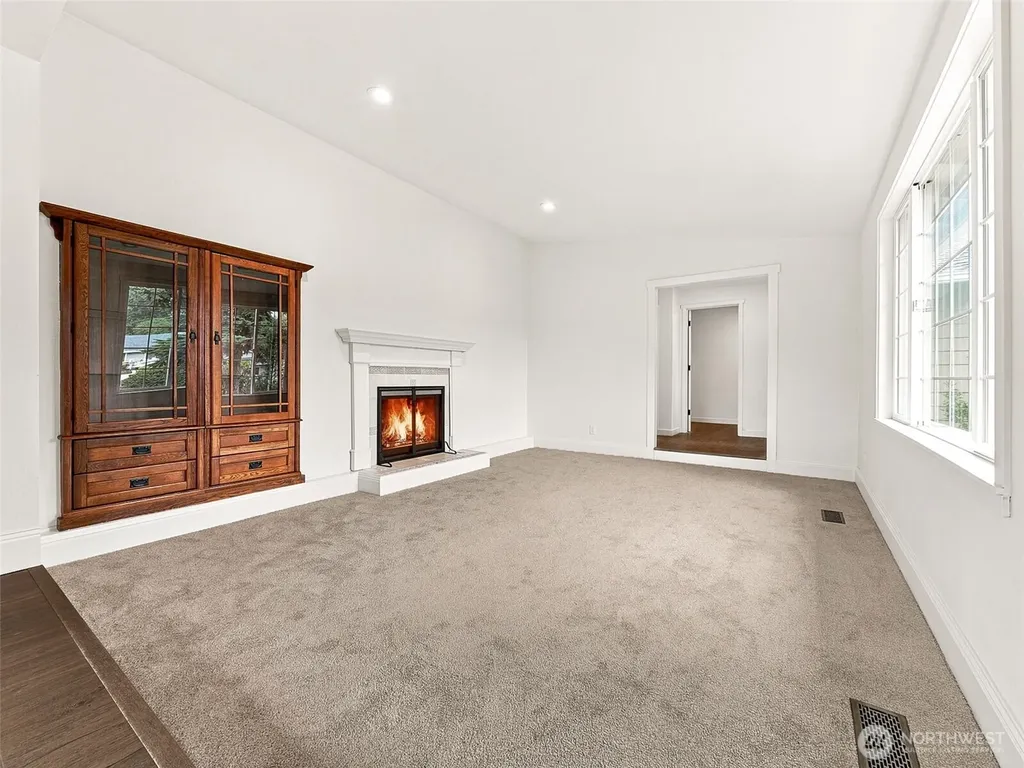 3116 200th Avenue E Lake Tapps WA 98391
