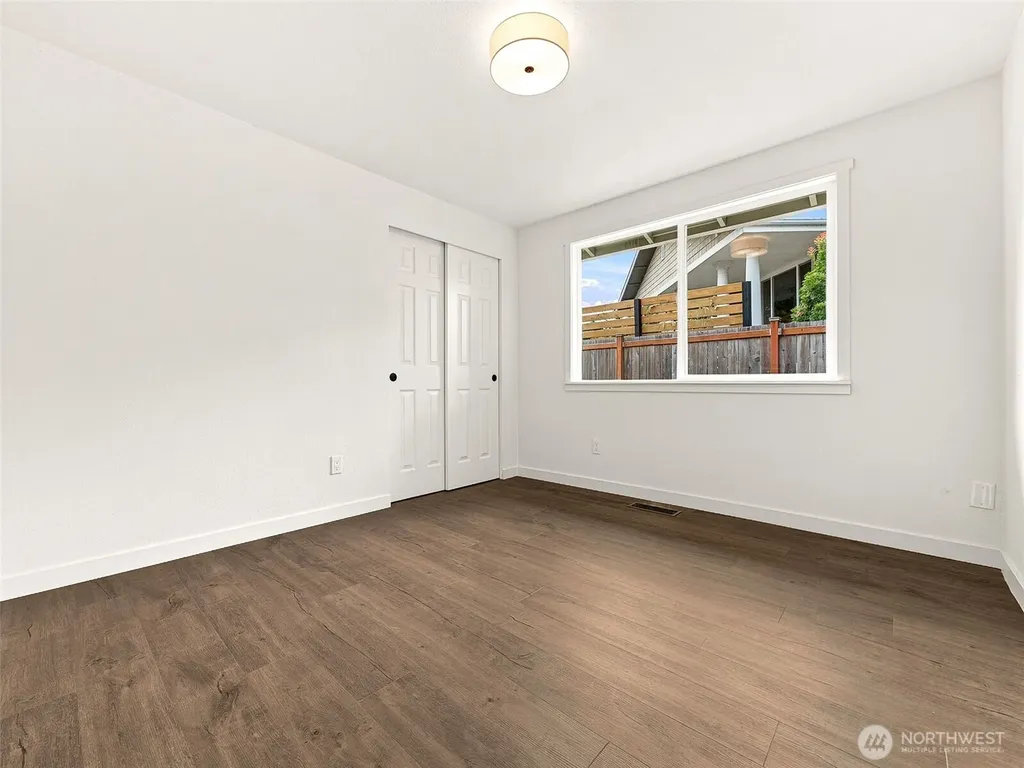 3116 200th Avenue E Lake Tapps WA 98391