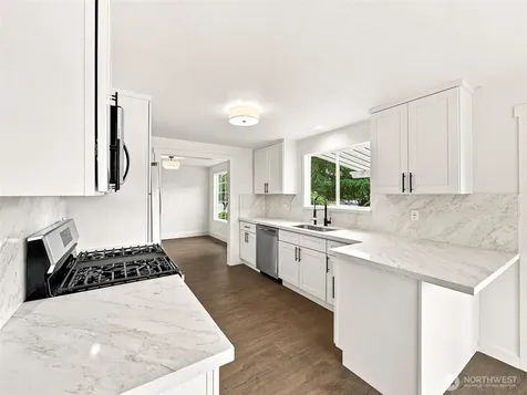 3116 200th Avenue E Lake Tapps WA 98391