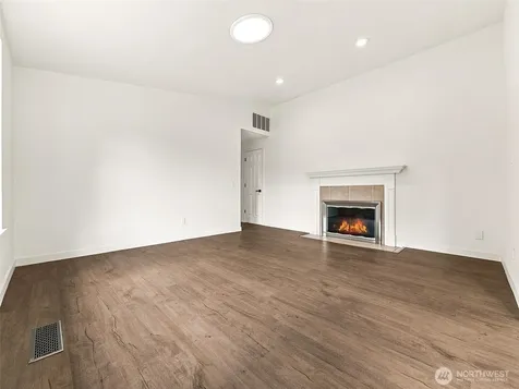 3116 200th Avenue E Lake Tapps WA 98391