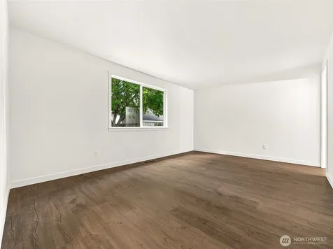 3116 200th Avenue E Lake Tapps WA 98391