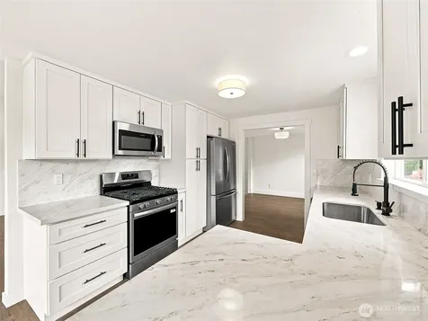 3116 200th Avenue E Lake Tapps WA 98391