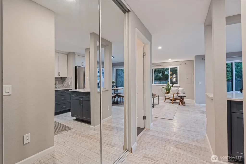 10053 NE 138th Place Kirkland WA 98034