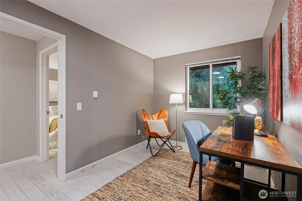 10053 NE 138th Place Kirkland WA 98034