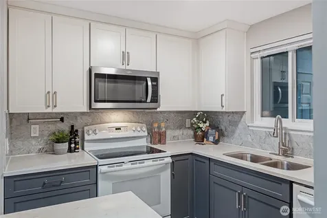 10053 NE 138th Place Kirkland WA 98034